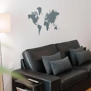 Spacious 82 M2 Two Bedroom Classy Near Center Daire Selanik